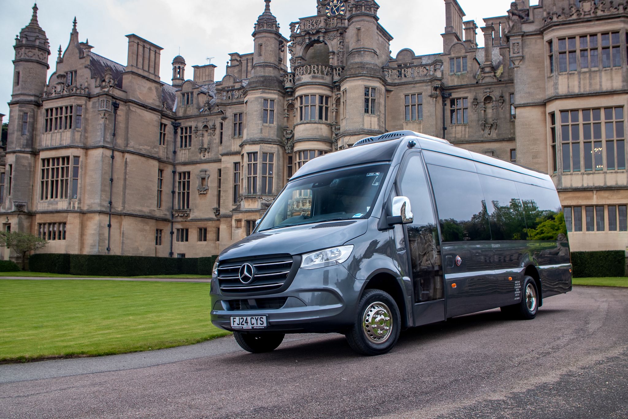 Mercedes Sprinter 16-Seater